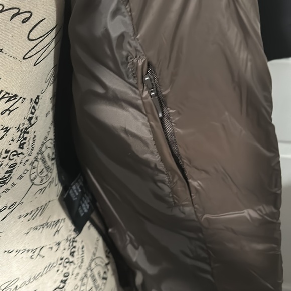 Marc New York by Andrew Marc Women's Asymmetrical Cire Puffer Quilted Mid-Length - Picture 12 of 16